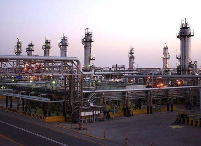 زیان پالایشگاه های سینوپک از توقف خرید نفت ایران