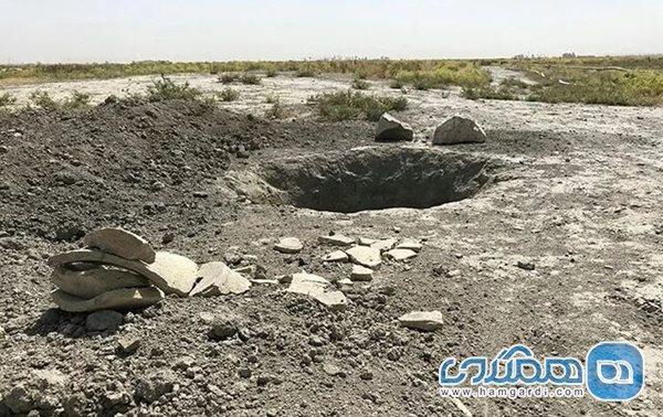 دستبرد و تعرض گسترده سوداگران گنج به یکی از تپه های تاریخی داراب