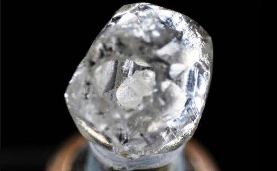 عکس ، کشف یک الماس عجیب و غریب ، قلب تپنده، 4 سال بعد از ماتریوشکا پیدا شد