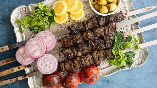 بهترین انواع گوشت کبابی ؛ چه گوشتی برای چه کبابی مناسب است؟ برترین انواع گوشت کبابی ؛ چه گوشتی برای چه کبابی مناسب است؟